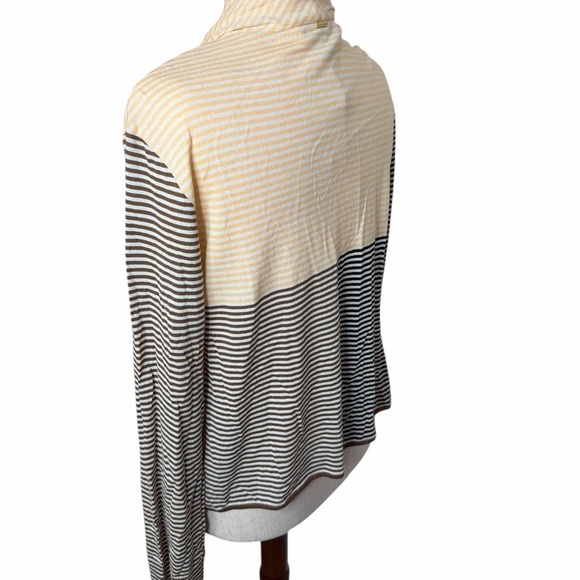 St. John Open Front Cardigan Size Small - Picture 5 of 10